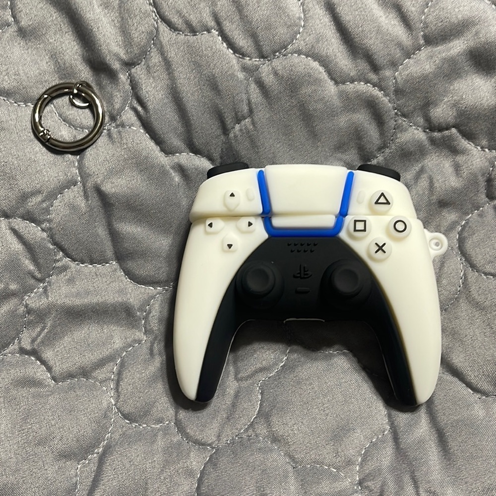 6/$20 New video game controller airpod pro case